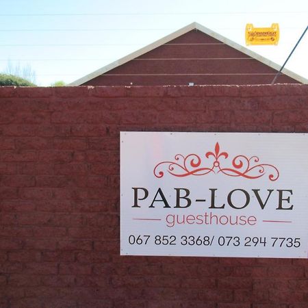 Pab-Love Guest House Kuruman Exterior foto