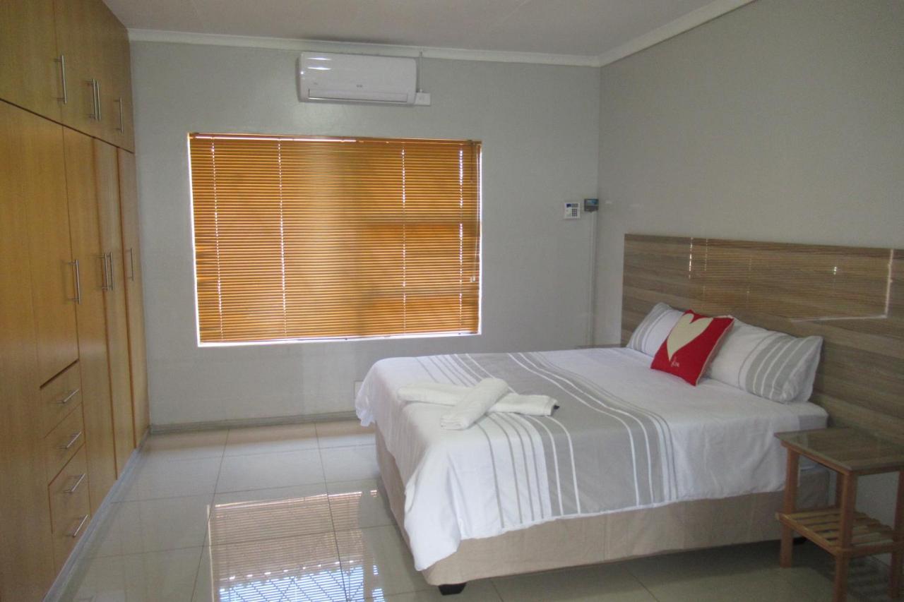 Pab-Love Guest House Kuruman Exterior foto