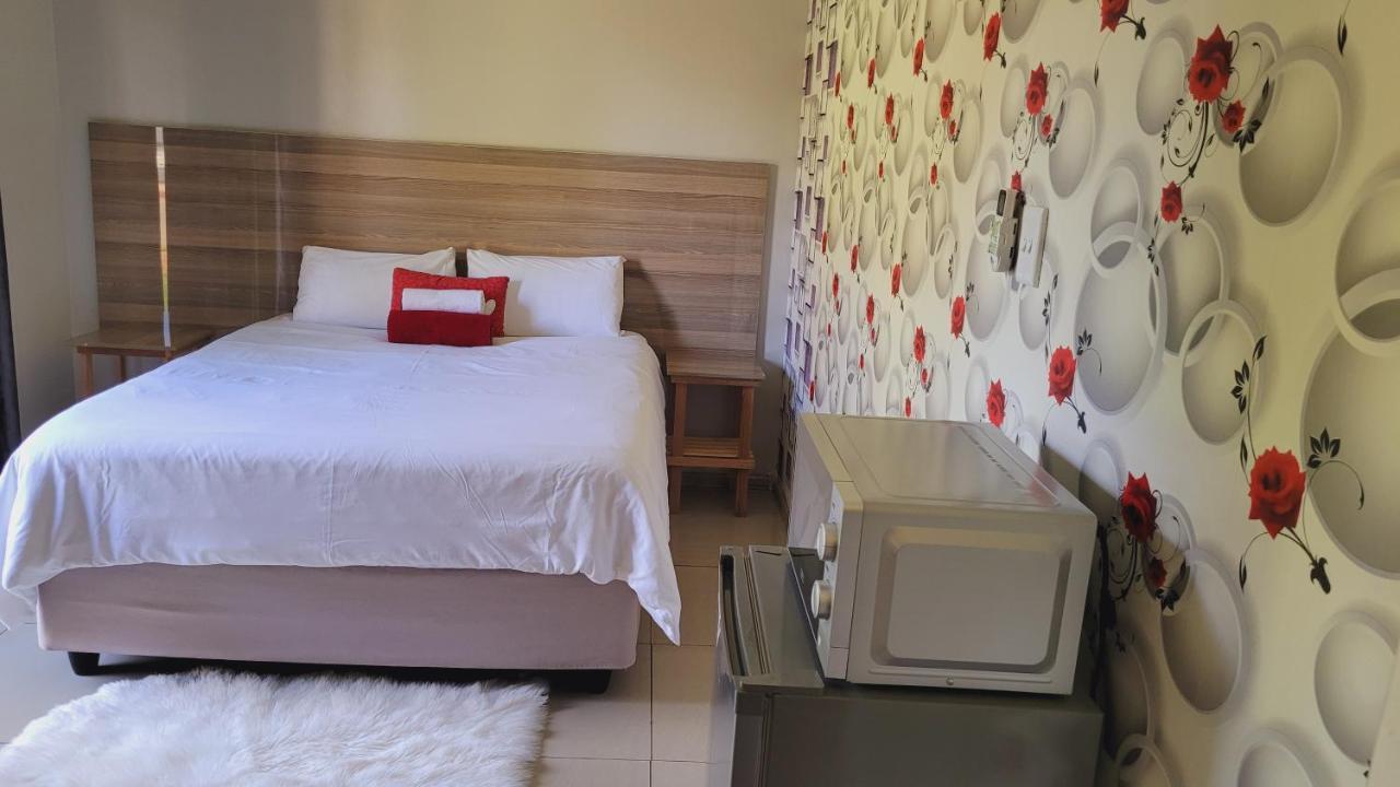 Pab-Love Guest House Kuruman Exterior foto