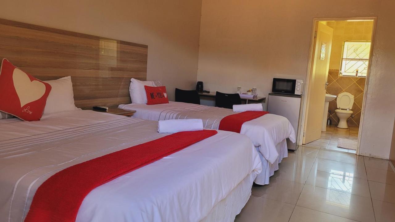 Pab-Love Guest House Kuruman Exterior foto